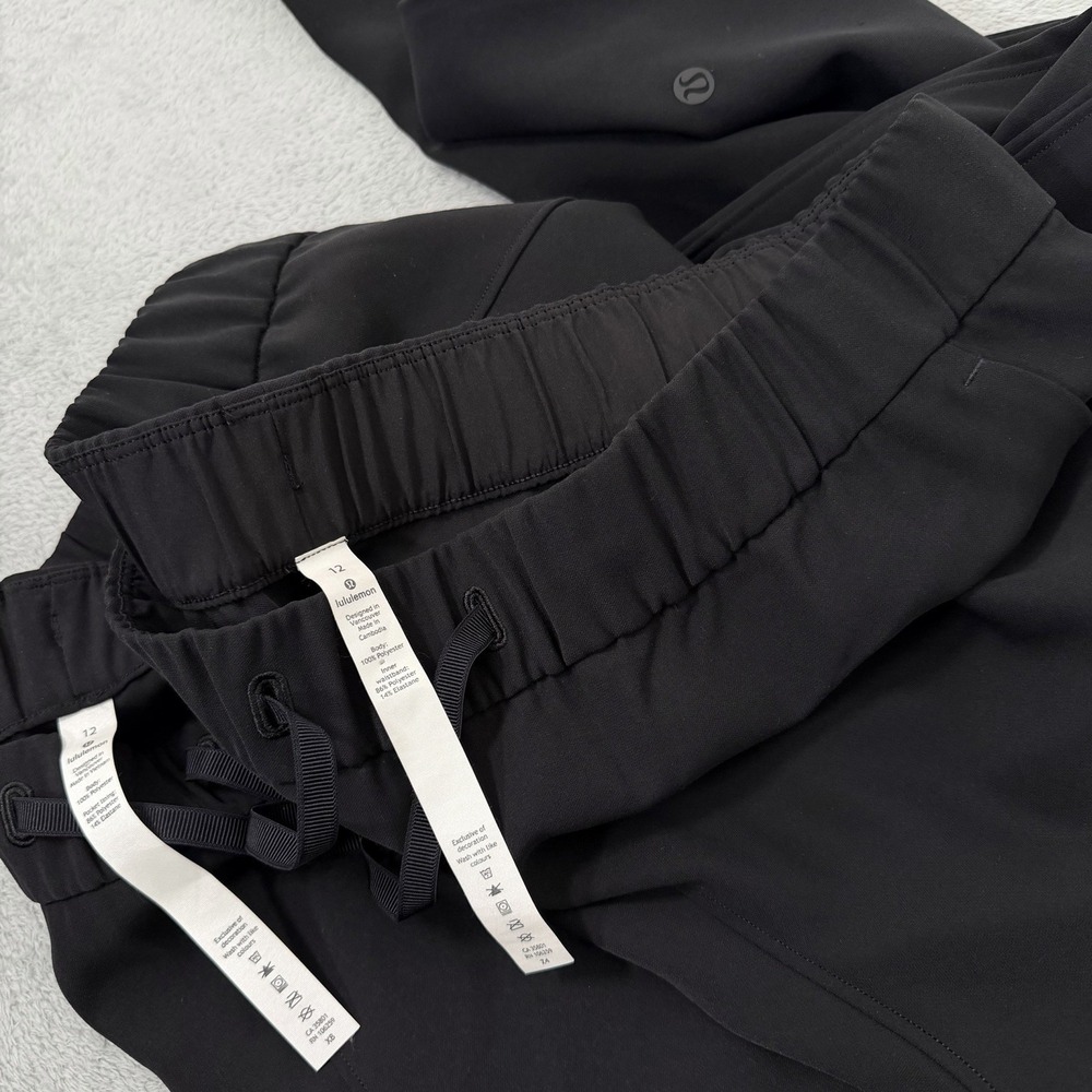Lululemon On The Fly Pants Lot Of 2 Womens 12 Black 27"Inseam Pull On Athleisure - Picture 4 of 9